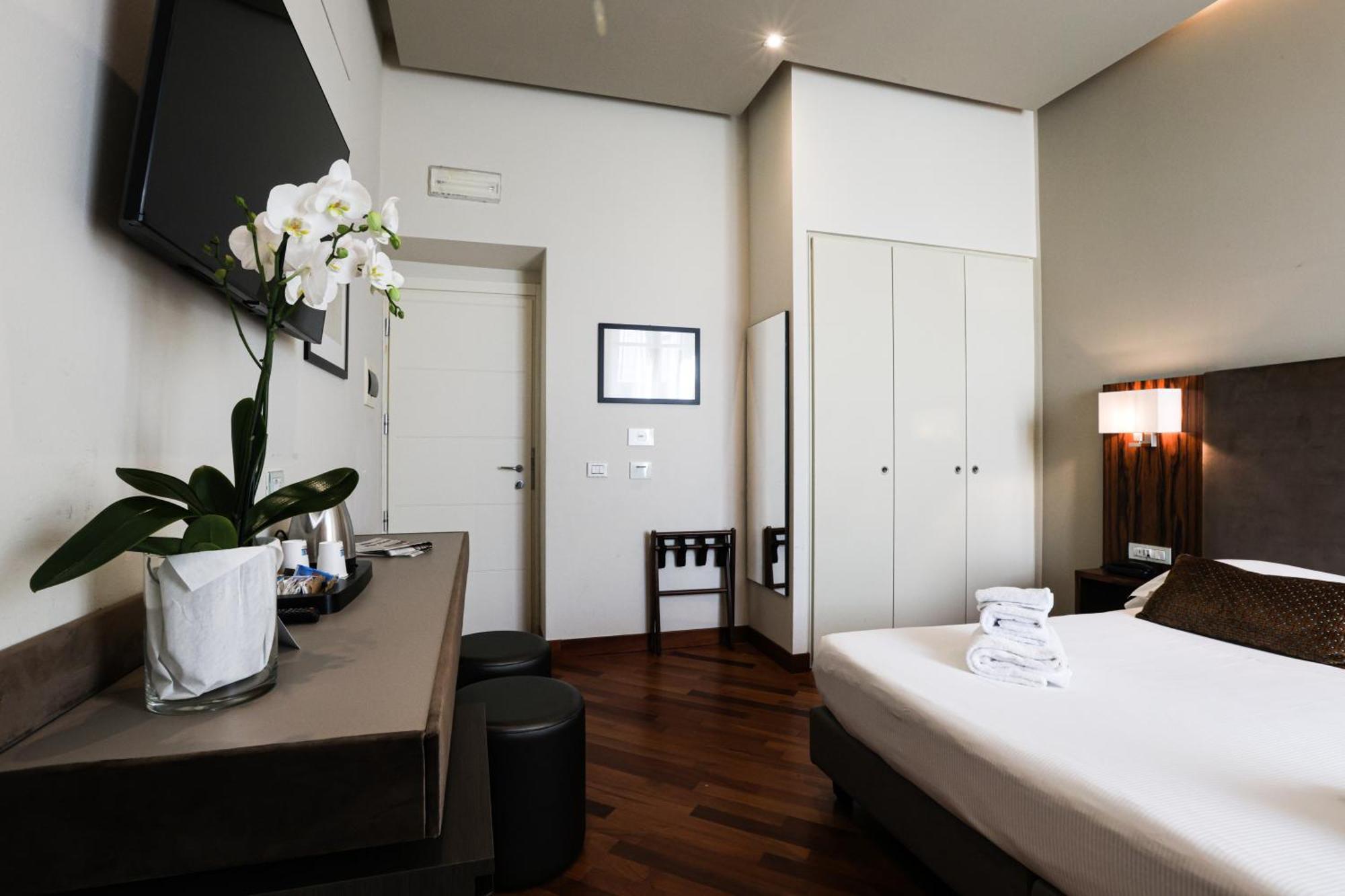 Hotel Embassy Firenze Esterno foto