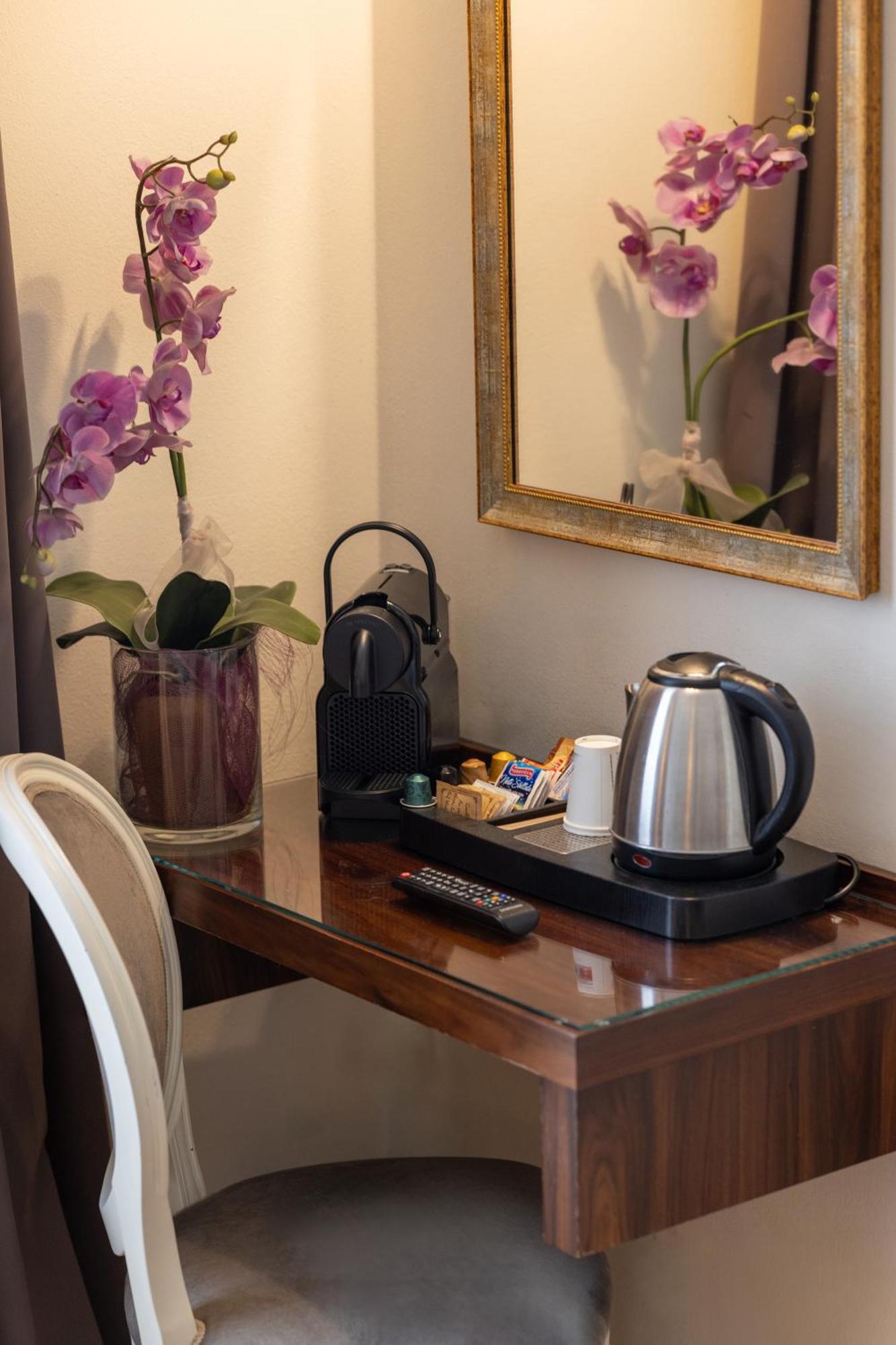 Hotel Embassy Firenze Esterno foto