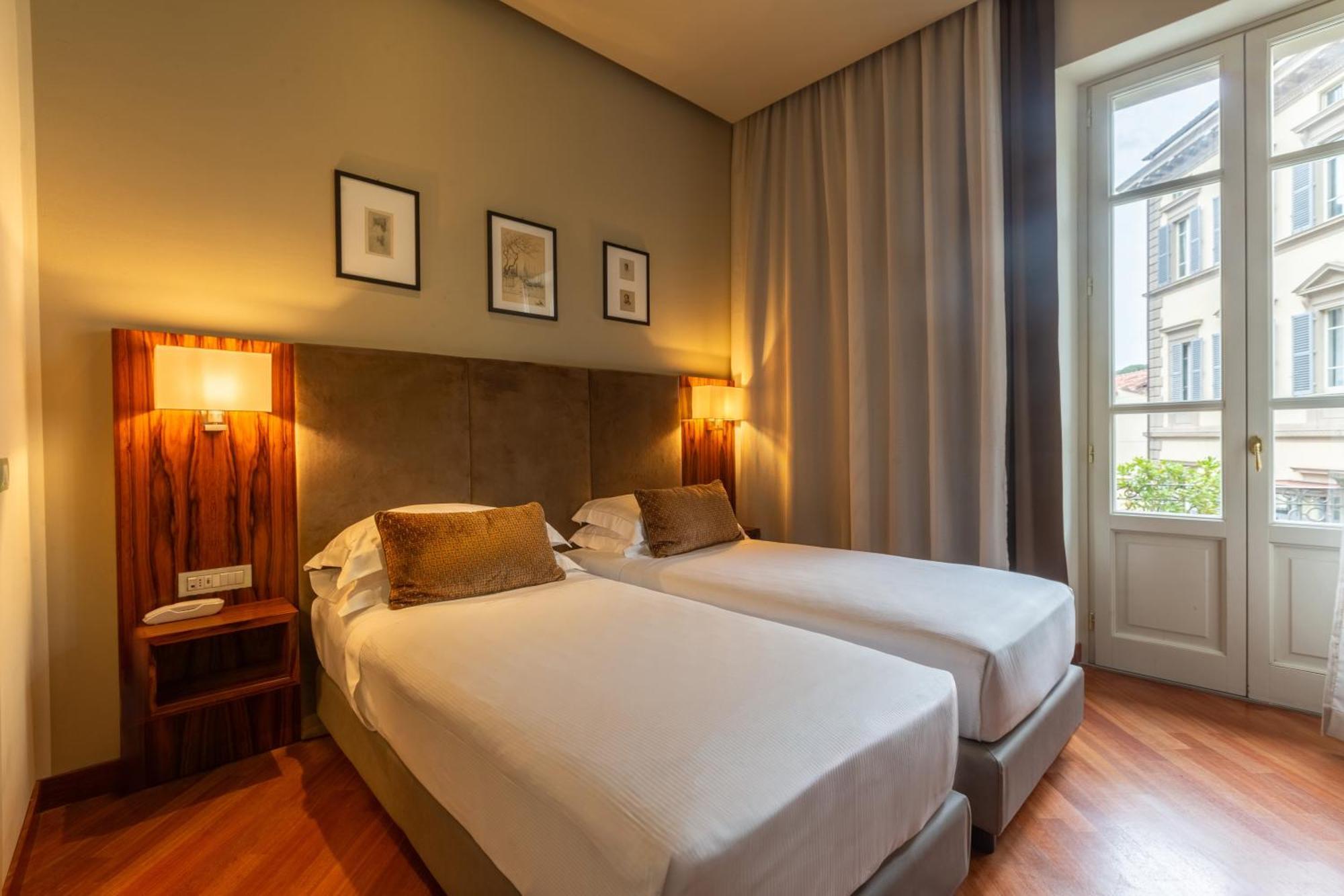 Hotel Embassy Firenze Esterno foto